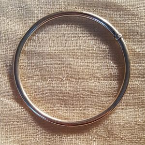 Sterling silver round bangle bracelet